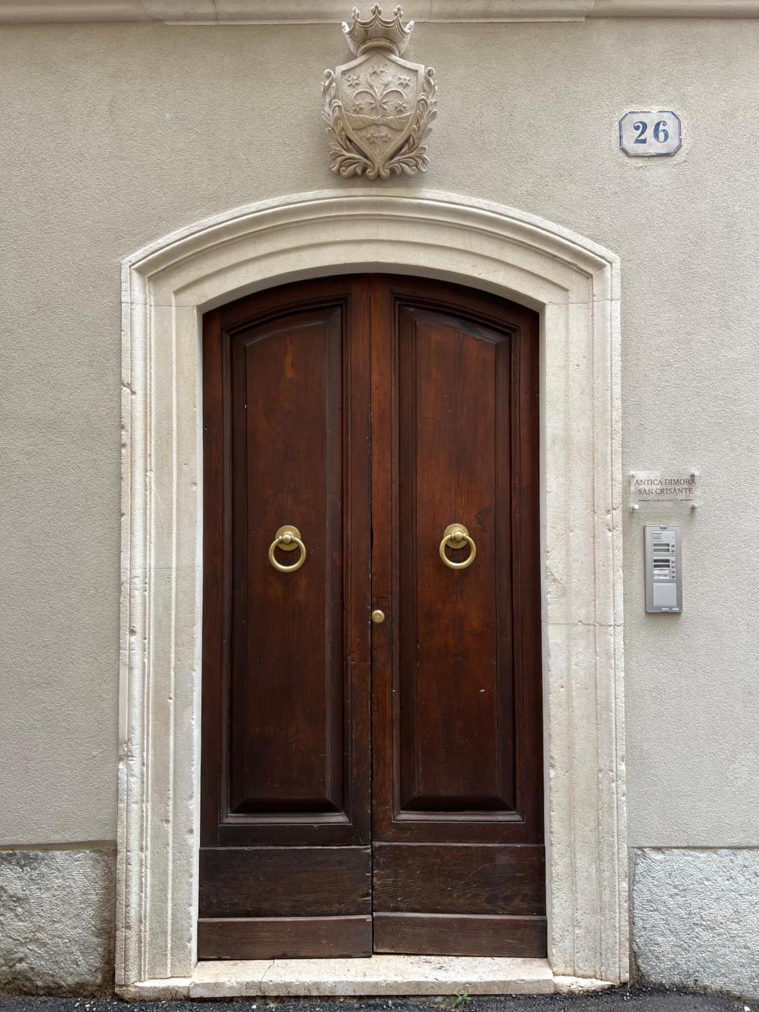 Dimora Largo Silvestro Dell'Aquila- Centro Storico Villa Exterior photo